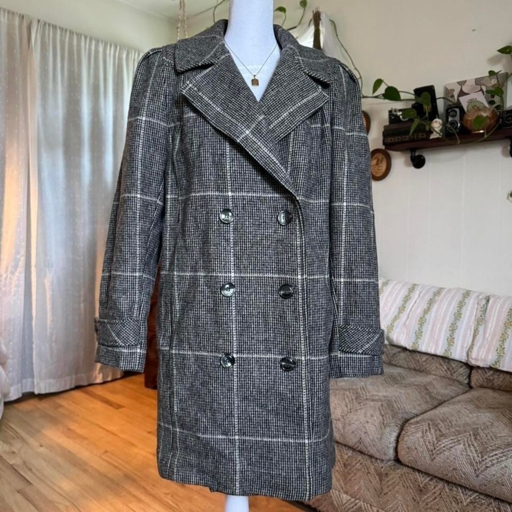 Alorna Vintage Wool Blend Double Breasted Plaid Coat Made in USA Grey White